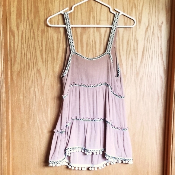 Annabelle NWT Flowy dressier ladies tank top - Picture 6 of 9